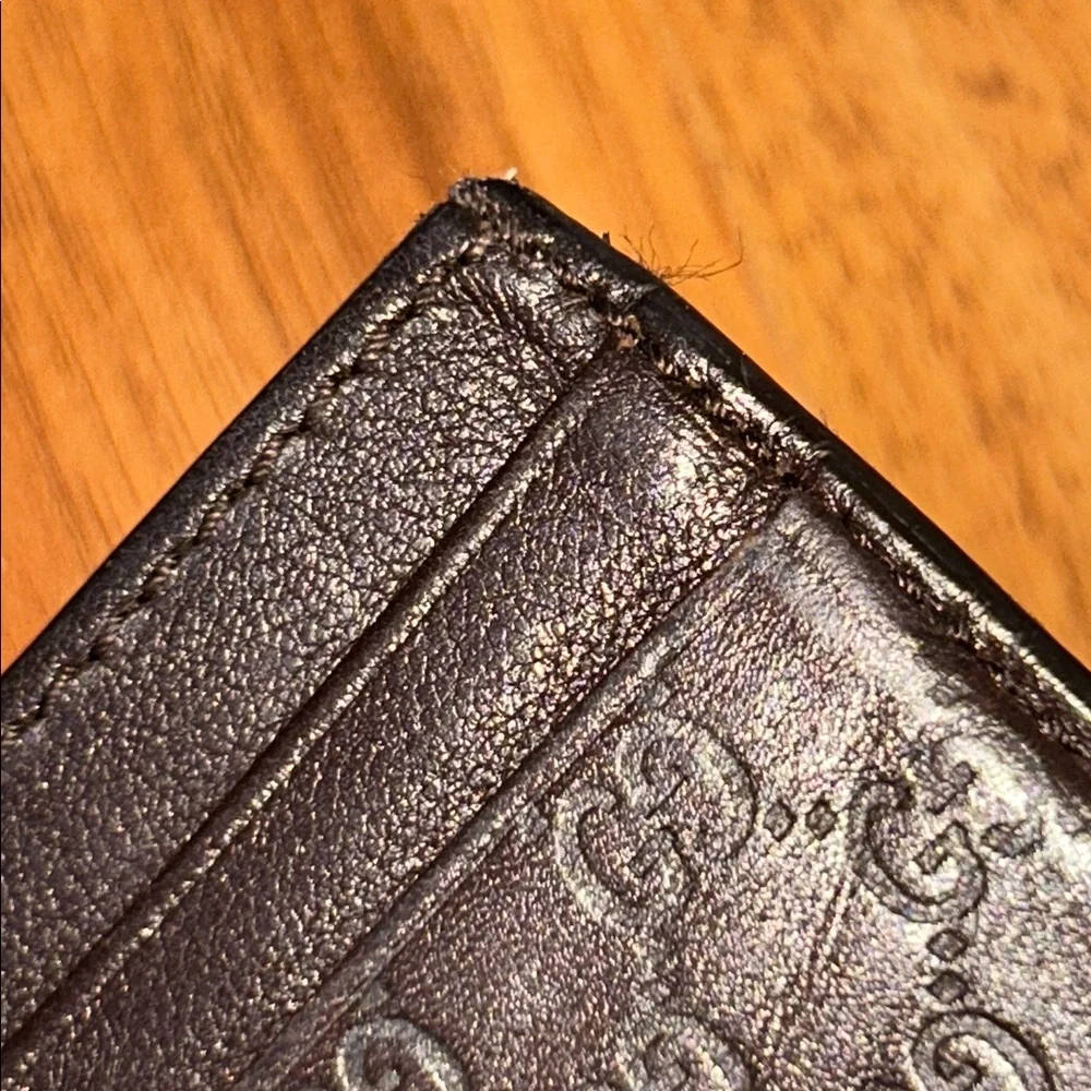 Authentic Gucci Microguccissima Card Case / Card Holder